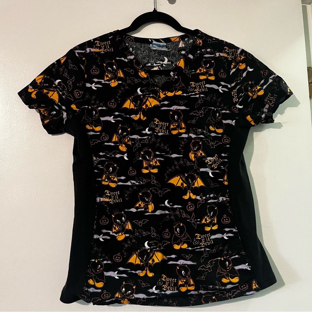 Looney Tunes | Tweety Scrubs Shirt